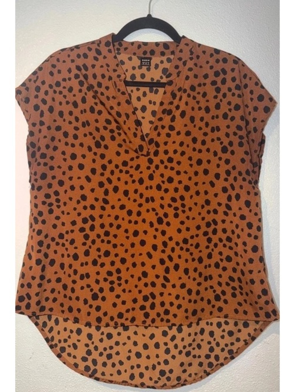 SHEIN Women’s Brown Black Spotted Print V-Neck High Low Blouse Size Medium